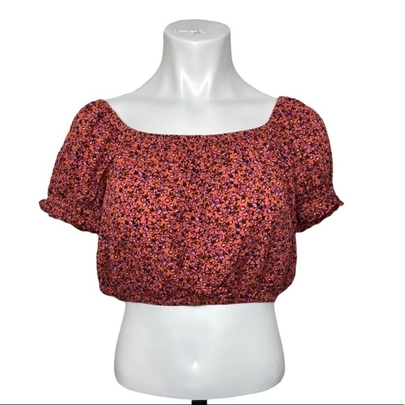 Sky & Sparrow Tops - Sky & Sparrow Coral Floral Crop Top Size Medium NWT